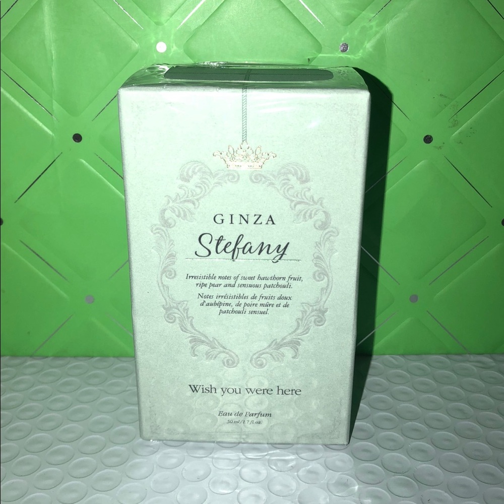 Avon Ginza Stephanie